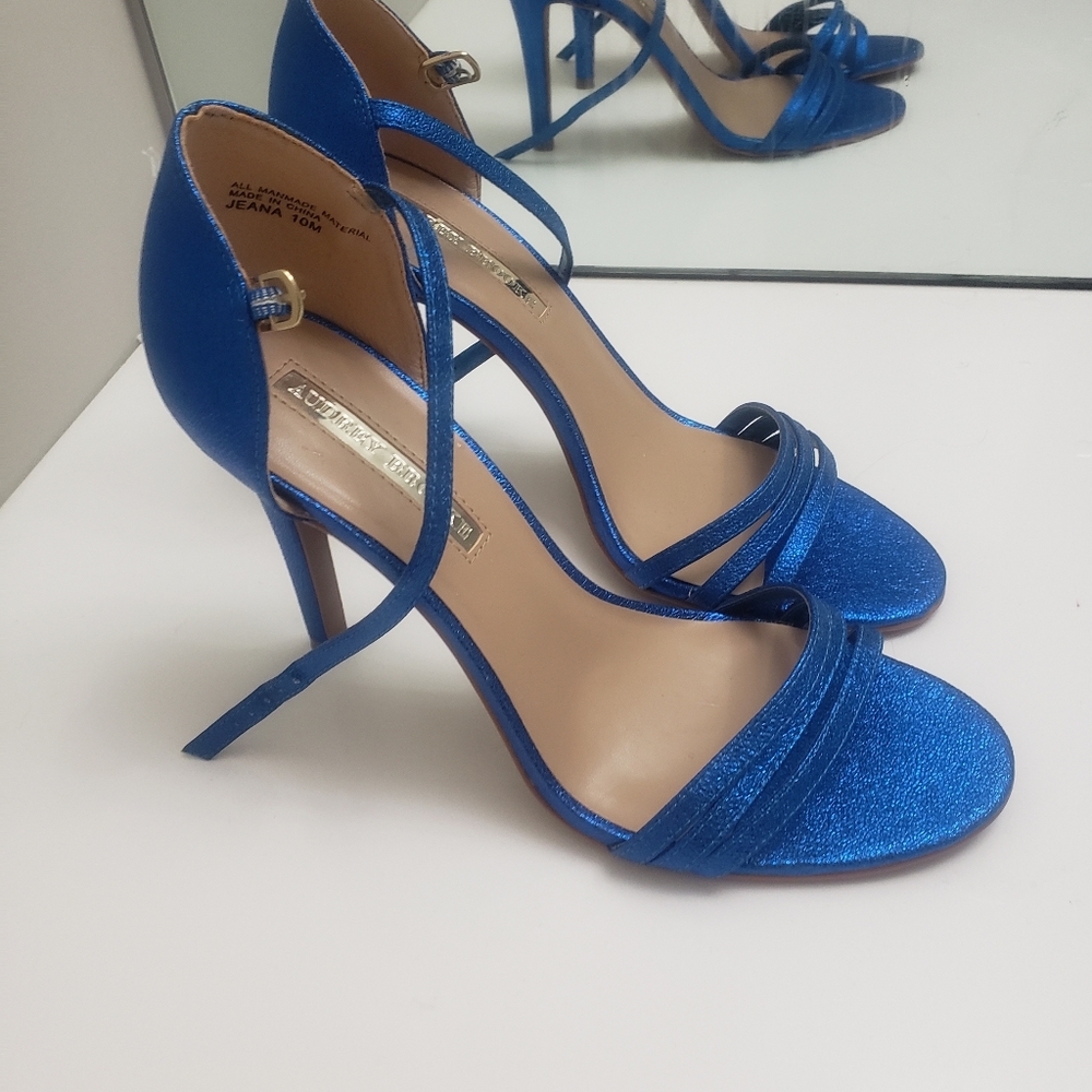 Nevr worn Audrey Brooke heels size 10M